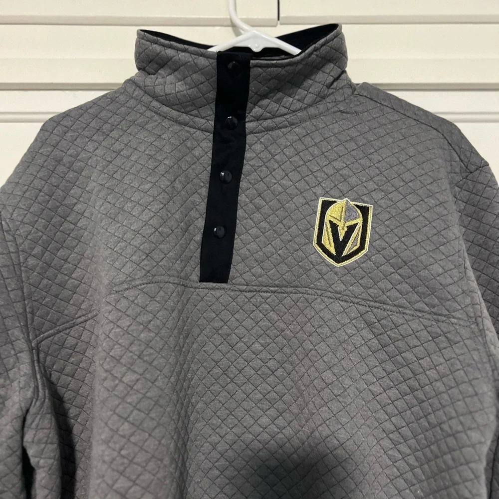 BRAND NEW- Vegas Golden Knights Waffle Pullover - Picture 4 of 7
